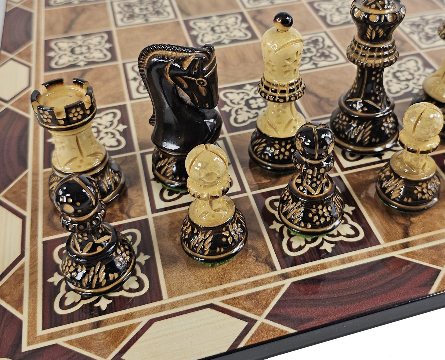4 QN Burnt Zagreb 3 3/4" King Staunton Wood Chess Set W/ Burlwood Color Board