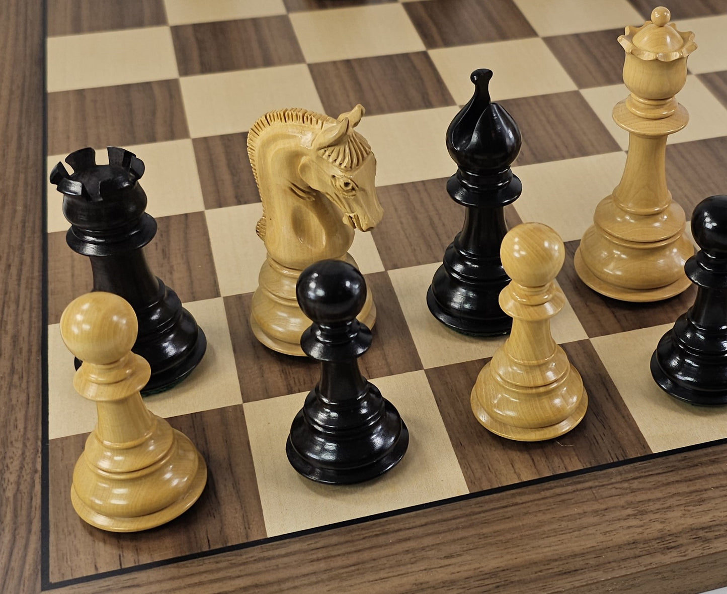 4Q Ebony & Boxwood Large 4 3/8 Staunton LUXURY Chess Men Set No Board orStorage