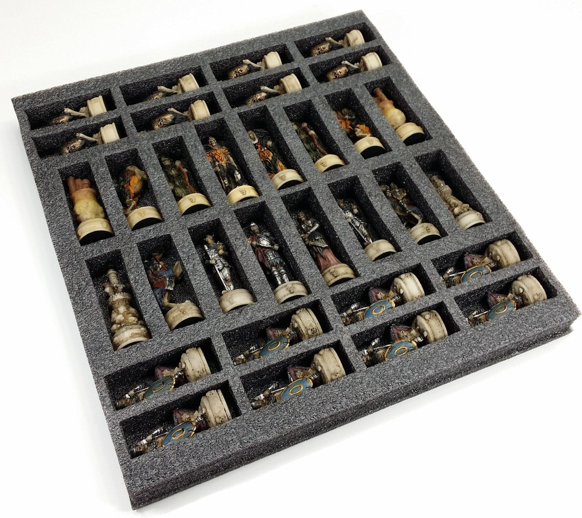 Skeleton Slayer Gothic Fantasy Skull Chess Men Set W/ Castle Fortress Board