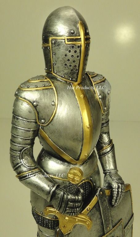 13" PAIR of Medieval Times Crusades KNIGHT SCULPTURE STATUE W POLEAXE & SWORD