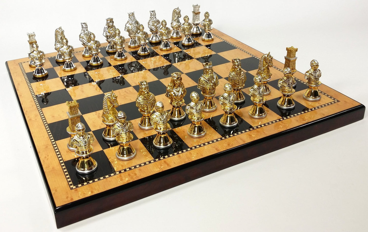 METAL Medieval Times Crusades Gold & Silver Busts Chess Set 18" Walnut Color Bd