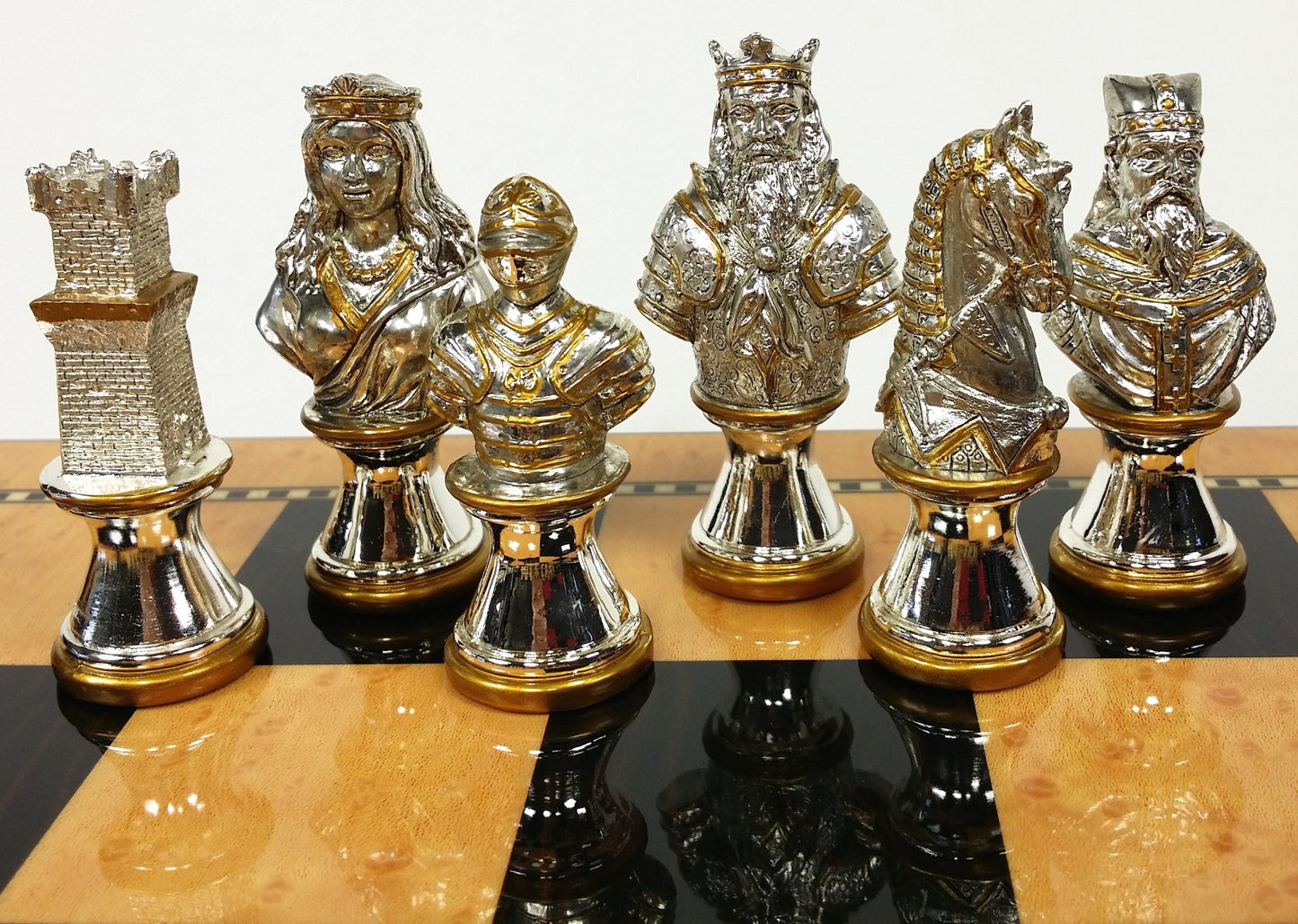 METAL Medieval Times Crusades Gold & Silver Busts Chess Set 18" Walnut Color Bd