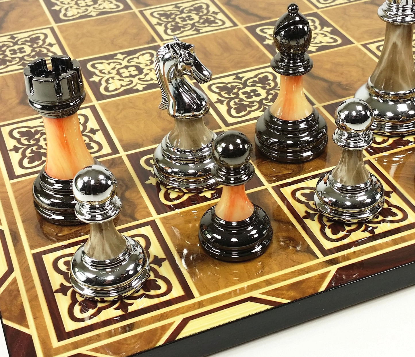 Staunton Chrome & Black Pro Plastic Chess Men Set W 17" Burlwood Color Board