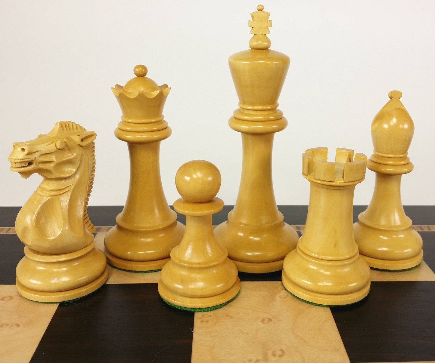 Black 4 5/8" Anderssen Staunton Wood Chess Set Large 20" Ebony & Birdseye Board