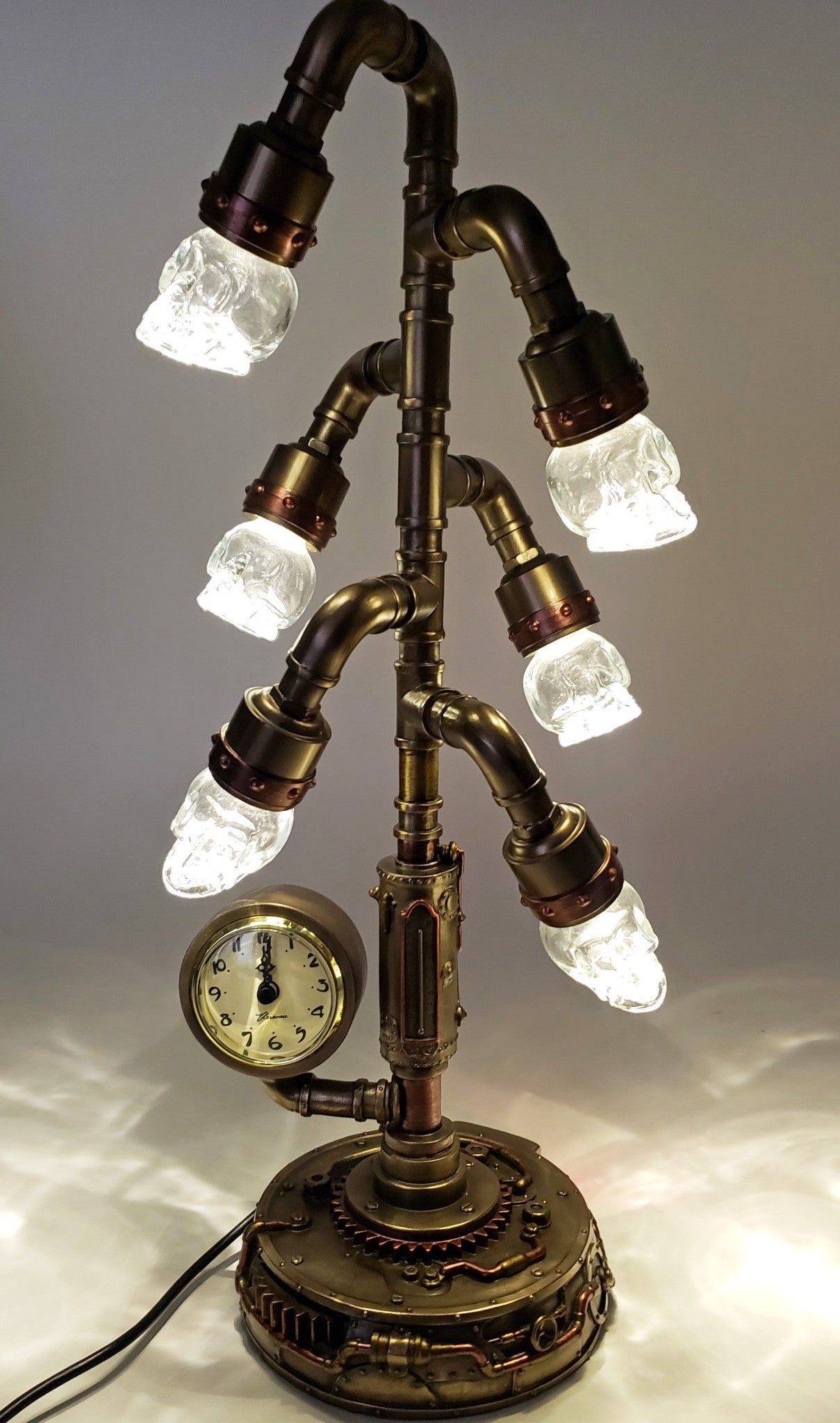 17" Steampunk Pipework Crystal Skull Lamp 6 Branch LED Table Night Light W Clock