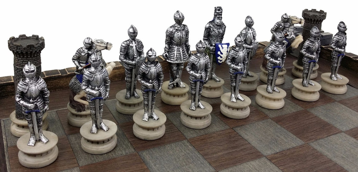 Medieval Times Crusades Warrior Knight Gold & Silver Chess Set W/ Castle Board