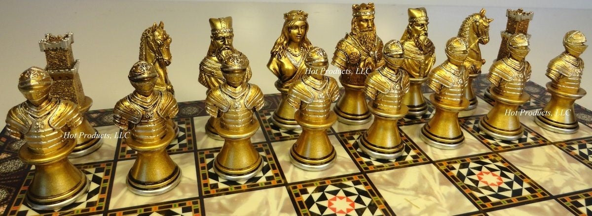 Medieval Times KNIGHTS Crusades Busts Chess Set W/ 14" Mosaic Color Board