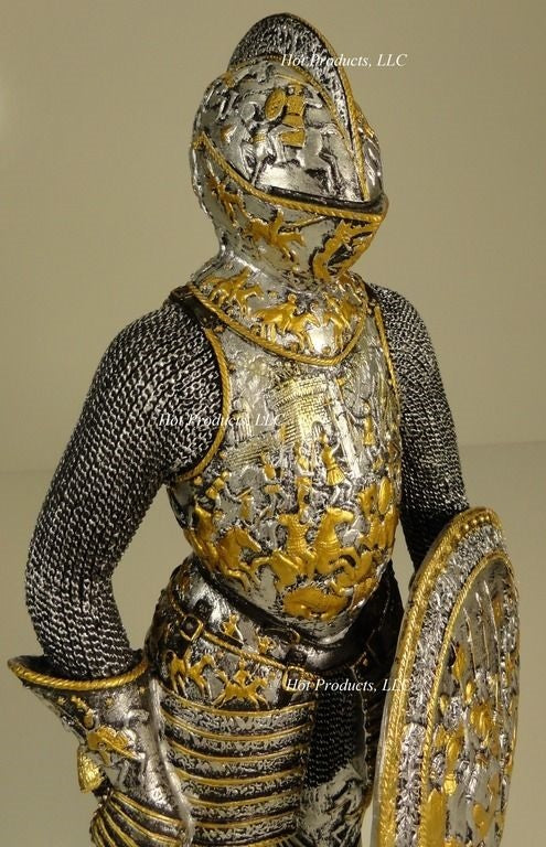 13" Medieval Times Crusades KNIGHT N PARADE ARMOR ARMOUR STATUE W SWORD & SHIELD