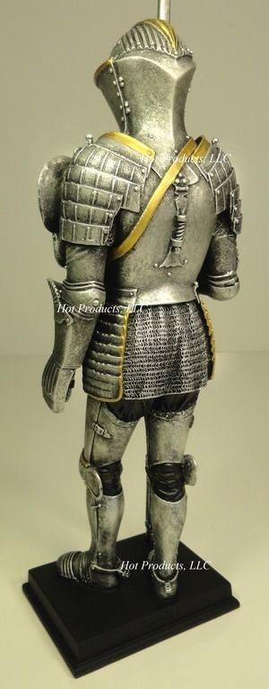 14" Medieval Times Crusades in JOUSTING ARMOR KNIGHT STATUE W LANCE