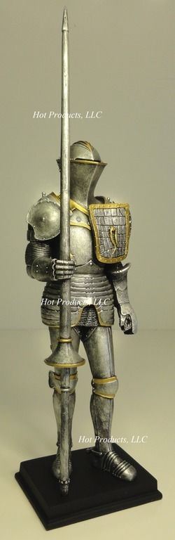 14" Medieval Times Crusades in JOUSTING ARMOR KNIGHT STATUE W LANCE