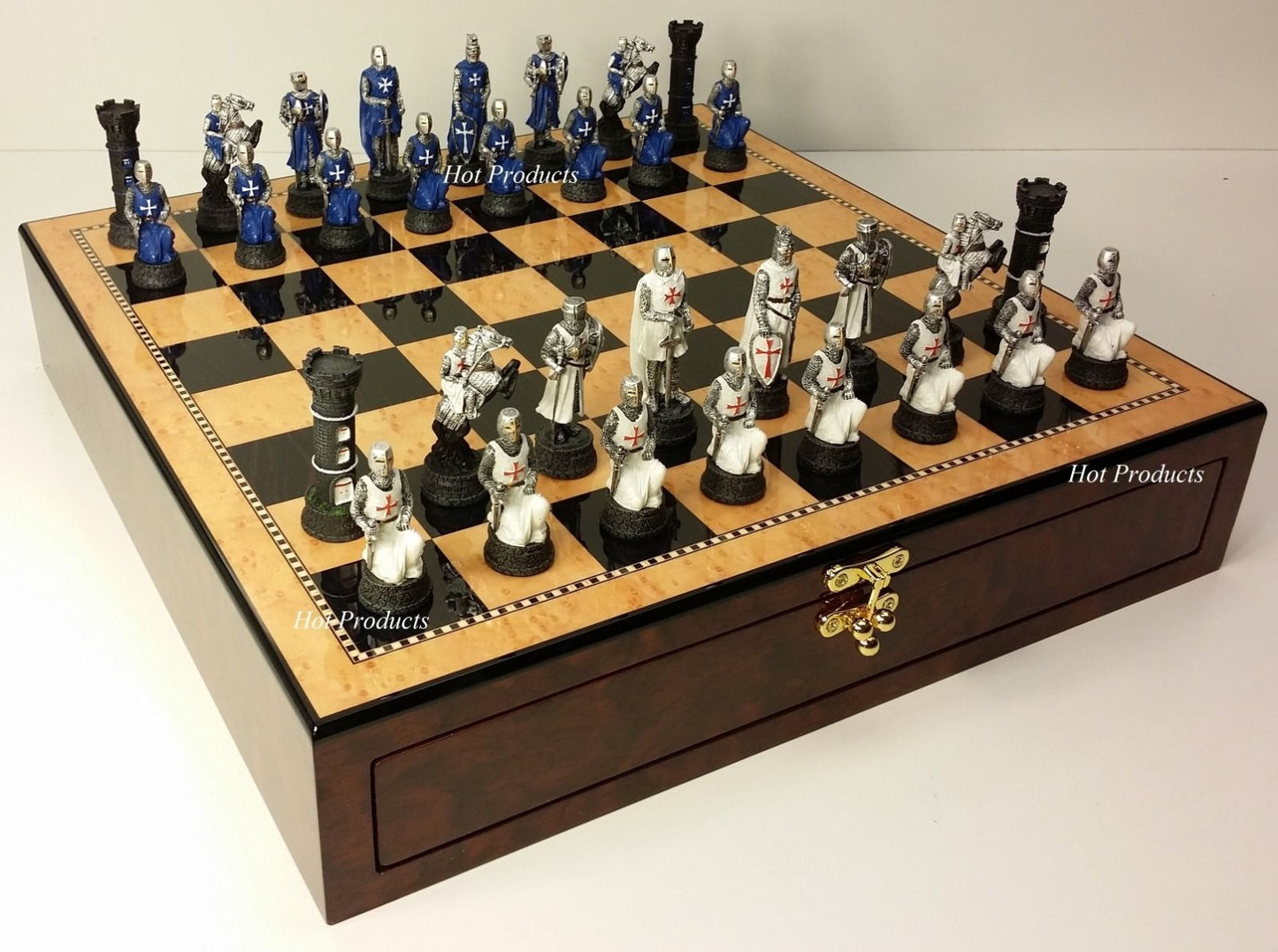 Medieval Times Crusades BLUE WHITE Maltese Chess Set Walnut Maple Color Storage