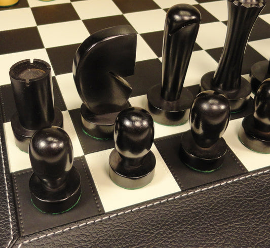 4 Q Staunton MODERN BERLINER Wood Chess Set 18" Black & White Faux Leather Board