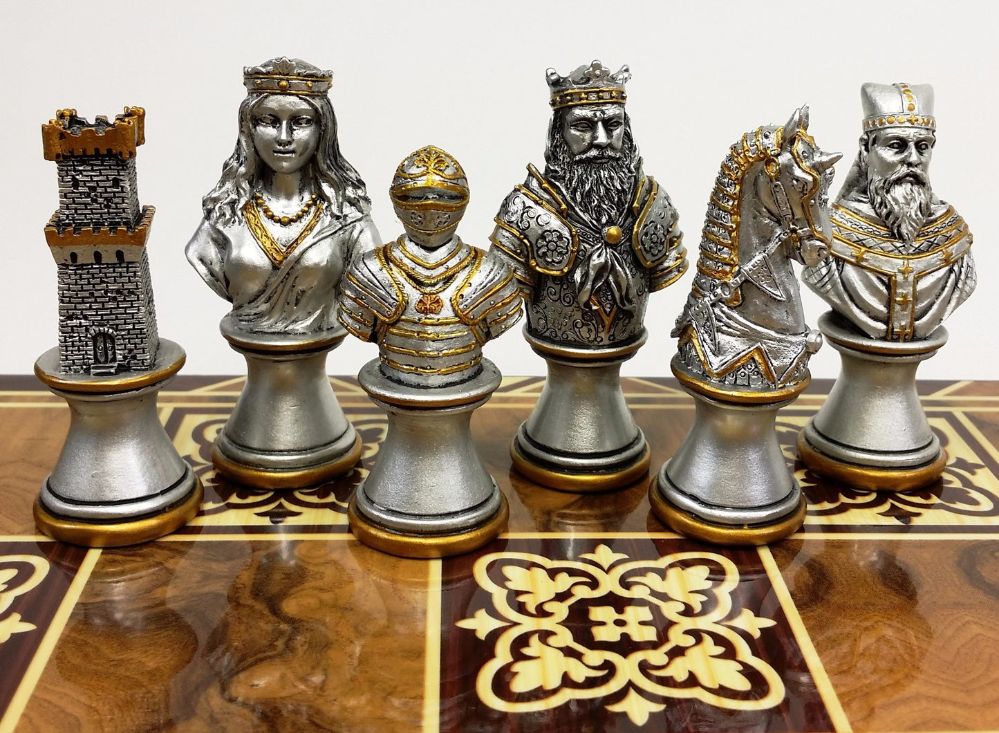 Medieval Times Crusade Gold & Silver Busts Chess Set 17" Burlwood Color Board