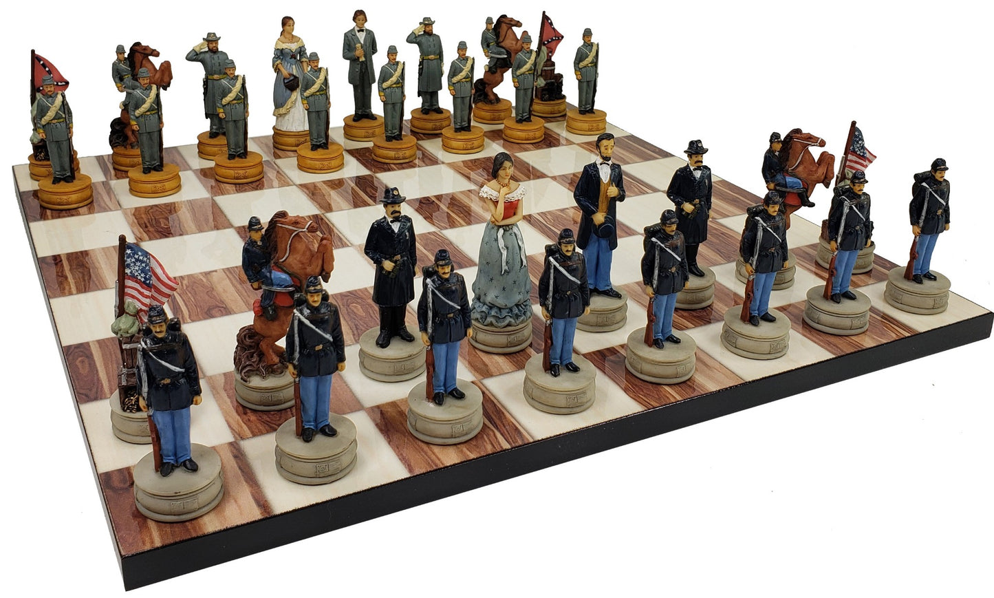 US American Civil War Queens Painted Chess Set with 14 Cedar Color Board