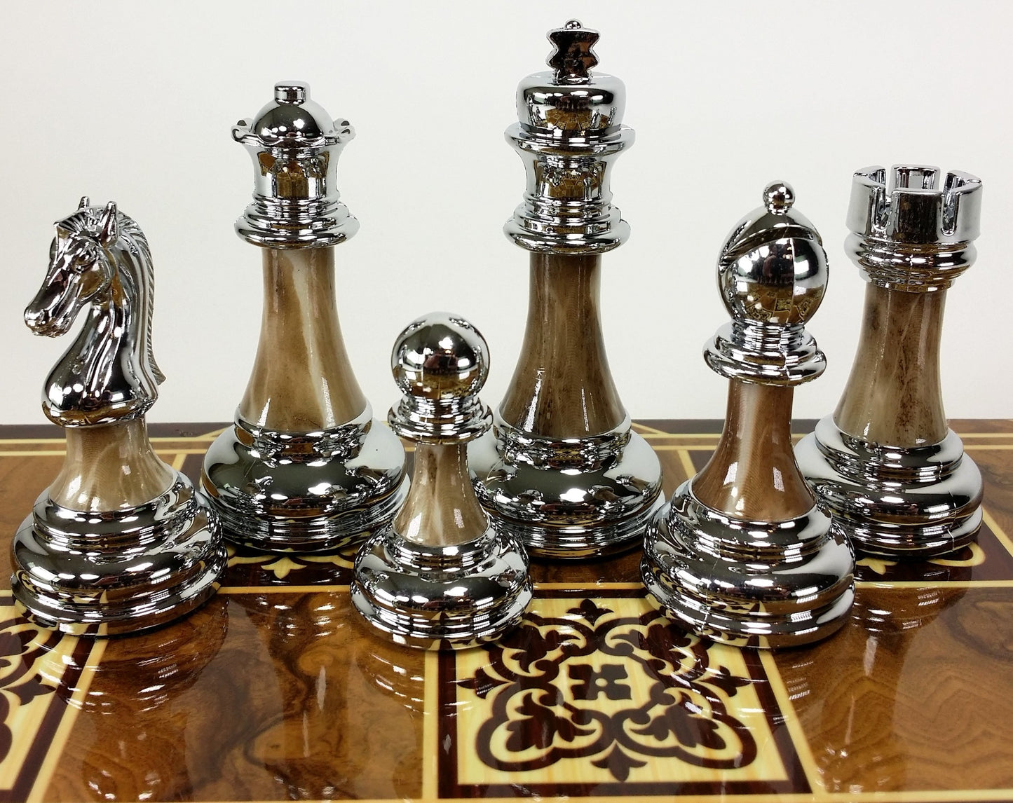 Staunton Chrome & Black Pro Plastic Chess Men Set W 17" Burlwood Color Board