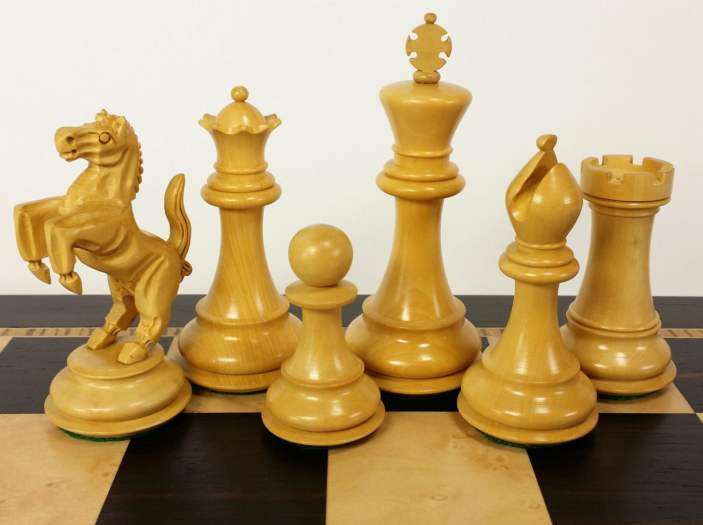 BLOOD ROSEWOOD REARING KNIGHT 4 1/2" Kg Large Staunton Chess Set 20" Ebony Board