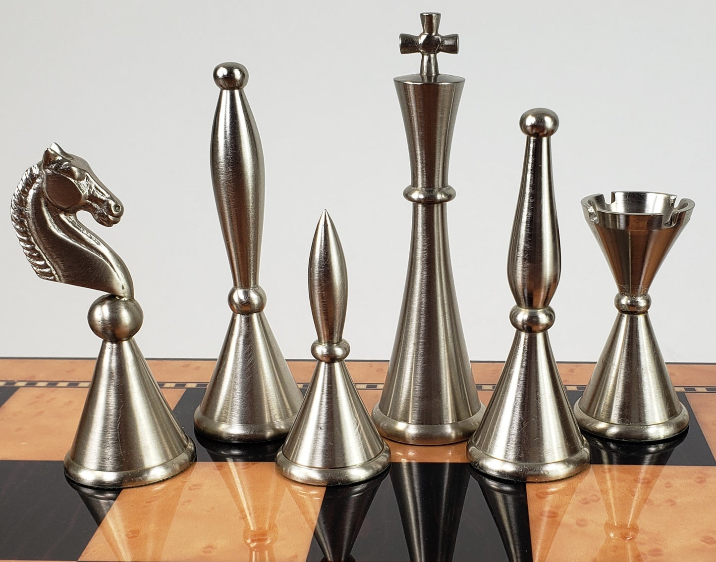 Brass Metal Modern Art Deco Staunton Chess Set W/ 17" Walnut Color Storage Board