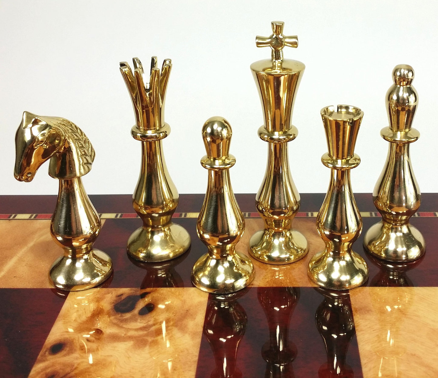 Brass Metal Spiked Qn Staunton Chess Set Gold & Black W/ 18" Cherry Color Board