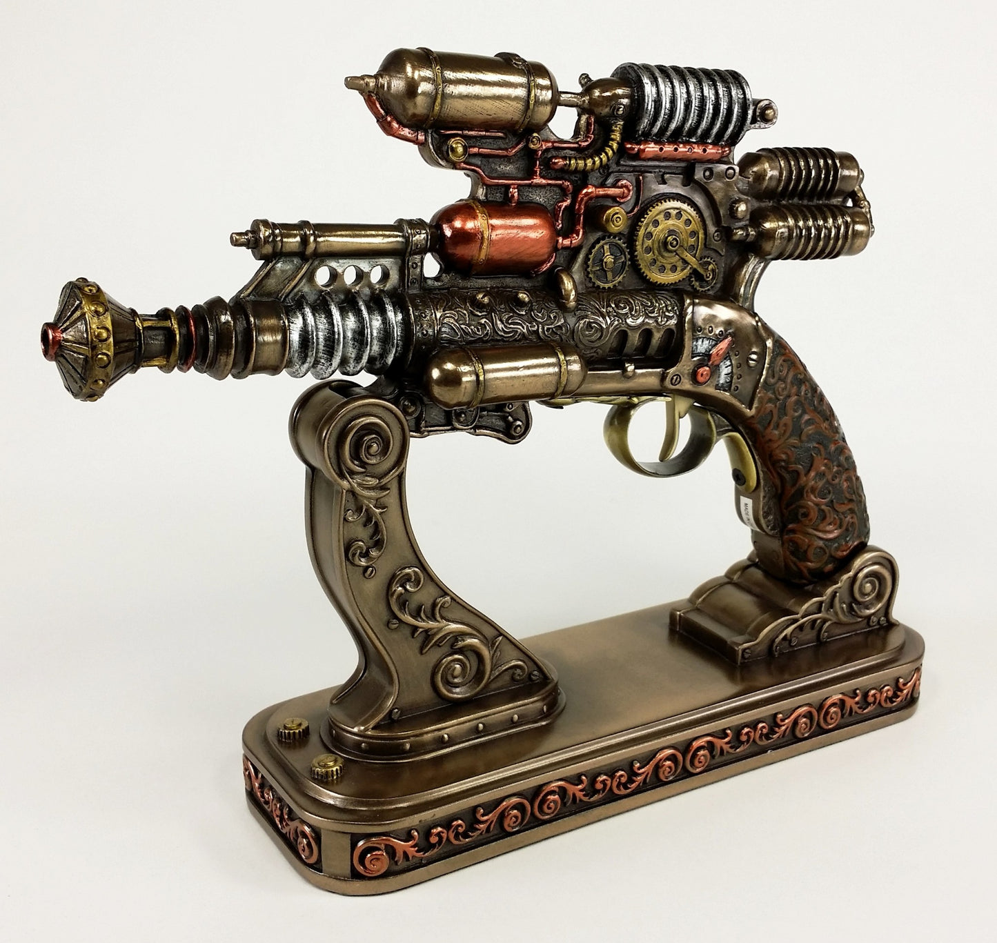 Gauss Coil Steampunk Display Pistol Gun Prop Gun W Stand Statue Figurine